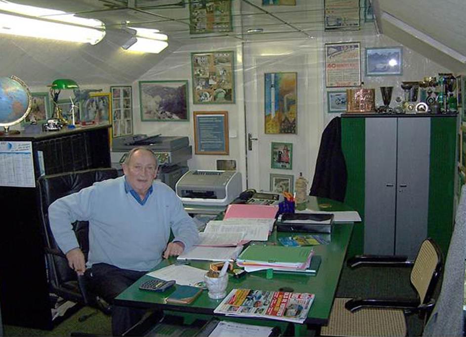 Jacques Piot en sus oficinas 