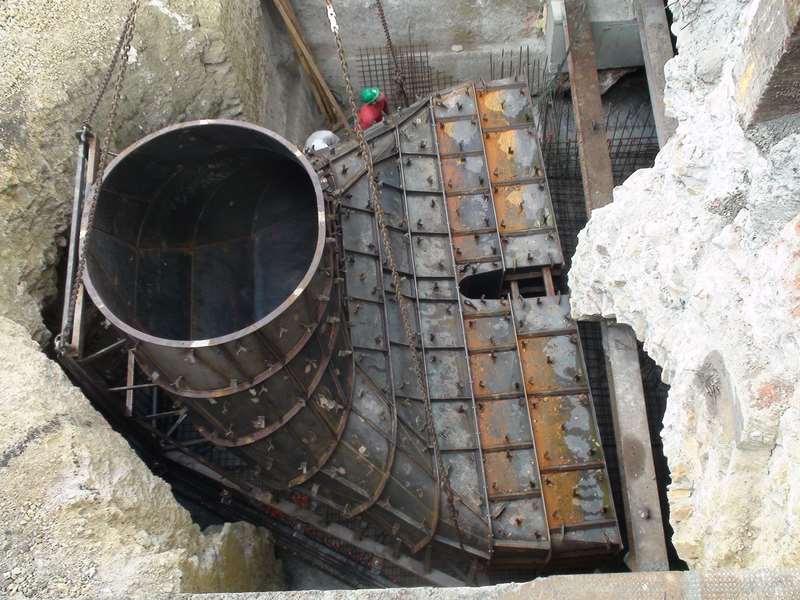 aspirateur d une turbine Kaplan sur la Garonne