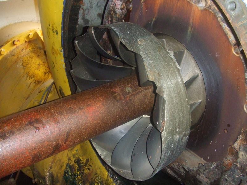 roue abîmée d une turbine Francis