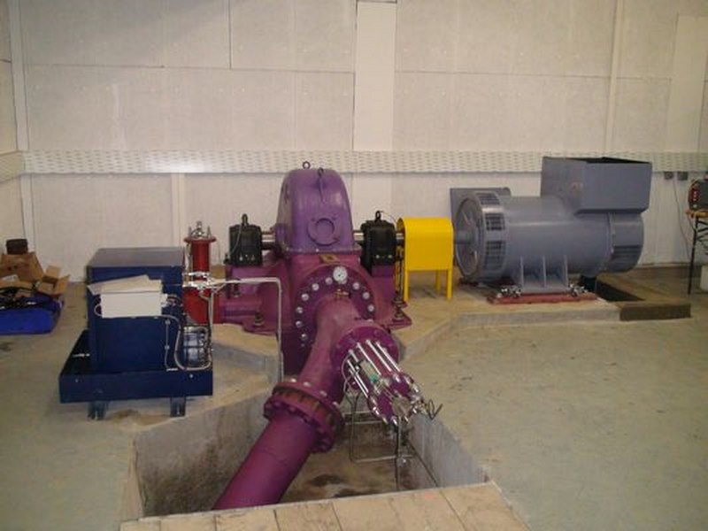 turbine Pelton Desgranges et alternateur Leroy Somer